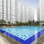 Apartment Kalibata City By Luxury Pro